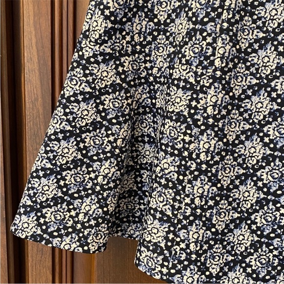 Michael Kors Skirt - Picture 2 of 10